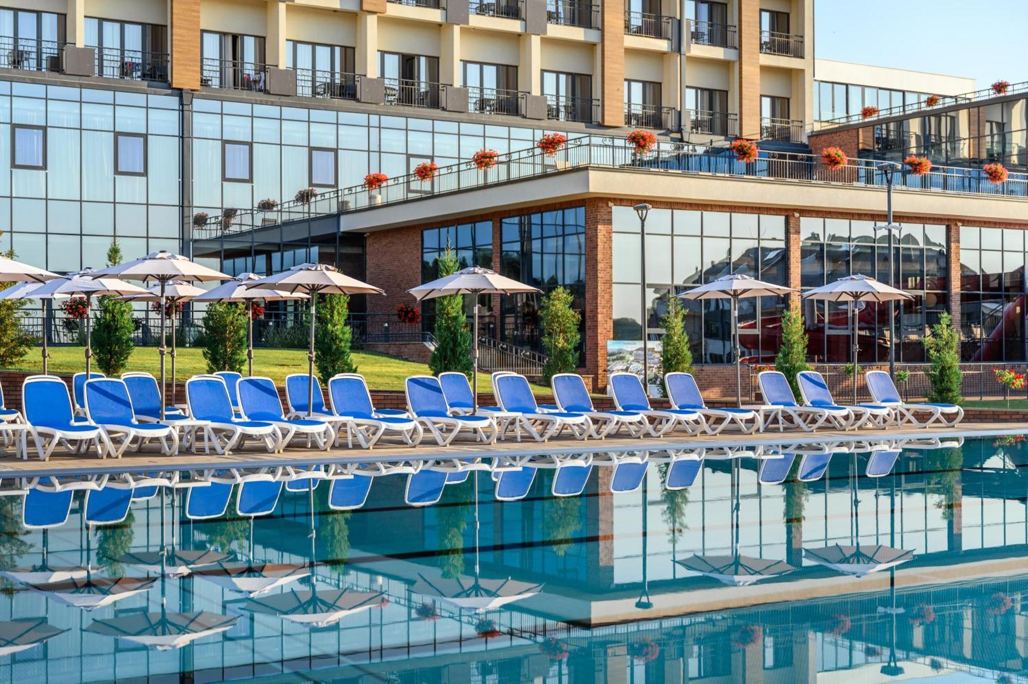 Movenpick Resort And Spa Fruske Terme Vrdnik Exterior photo